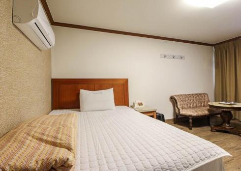 Yangji Park Hotel 昌原市 外观 照片